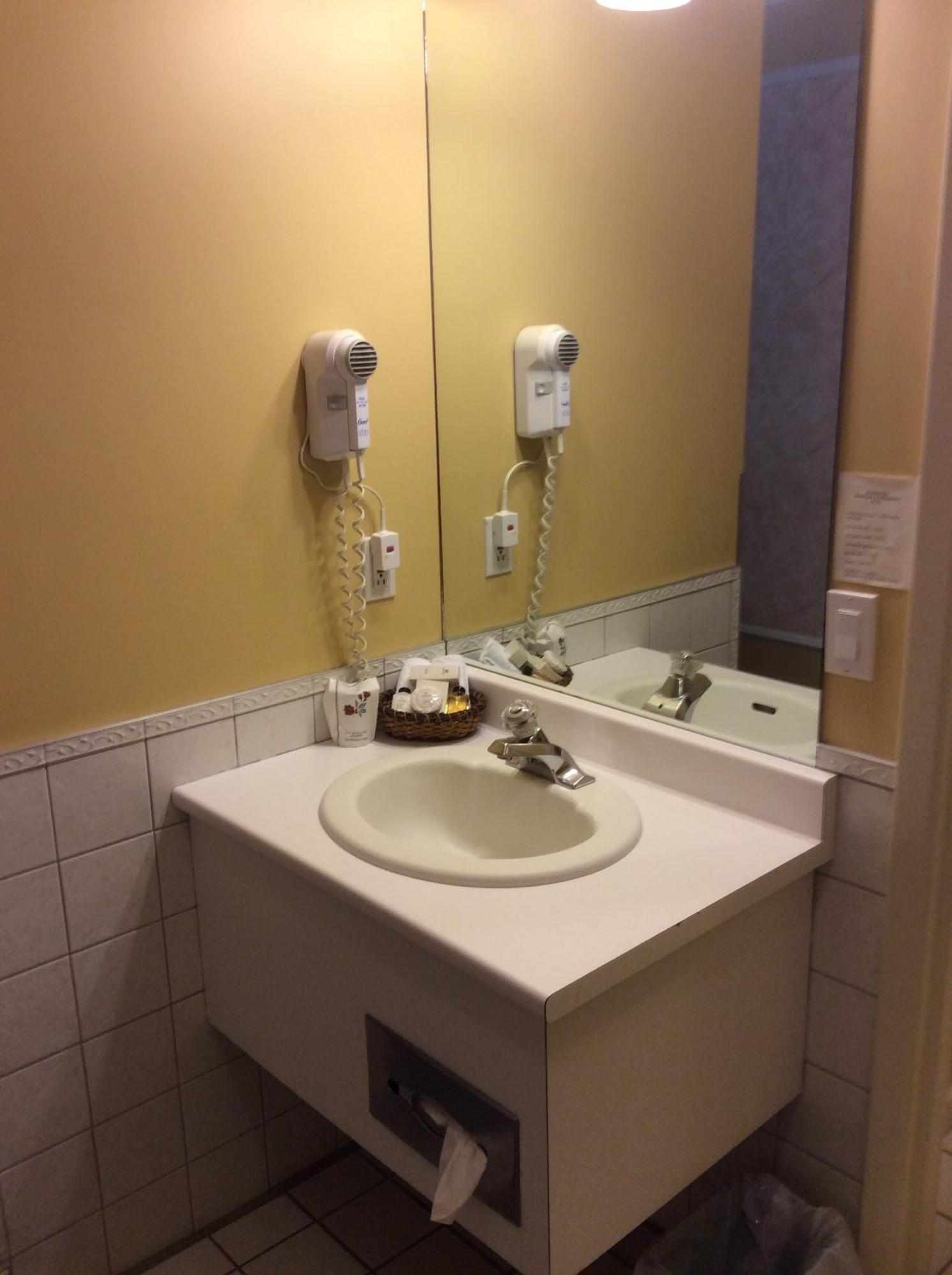 Hotel Travelodge By Wyndham Victoriaville Rom bilde