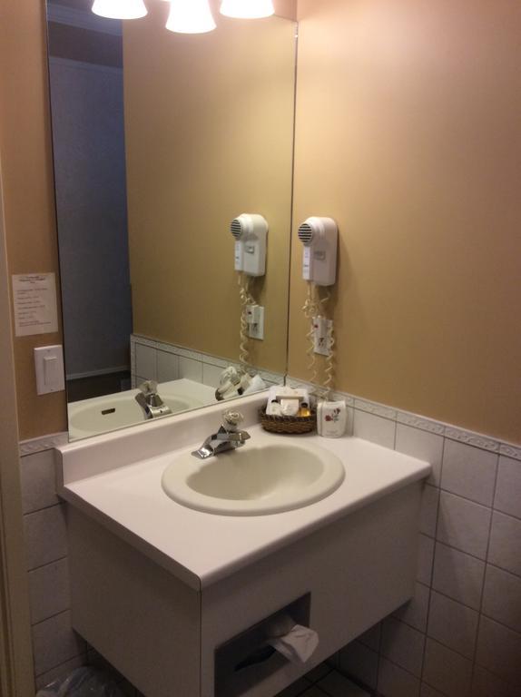 Hotel Travelodge By Wyndham Victoriaville Rom bilde