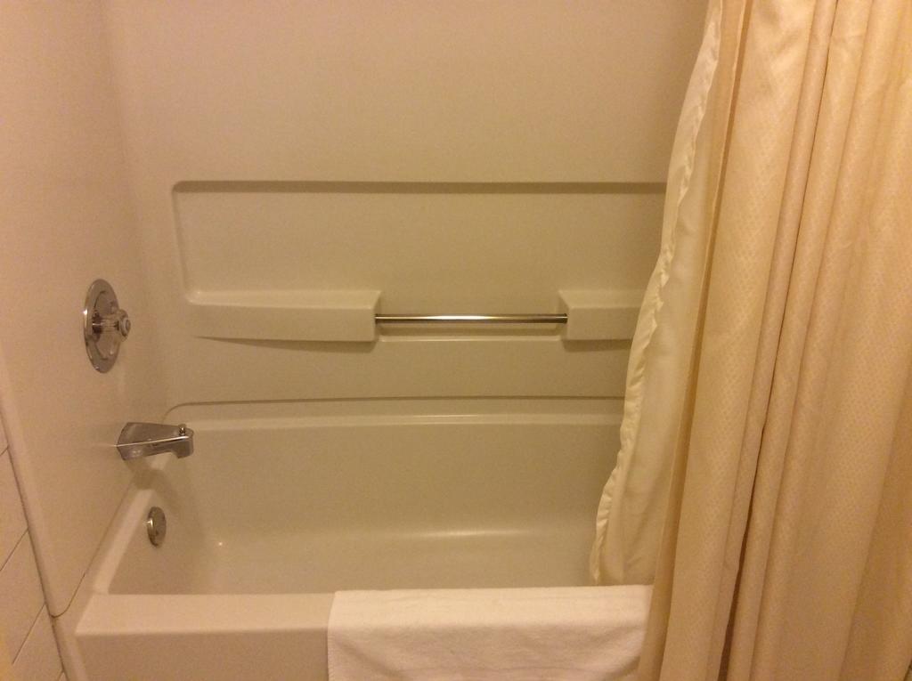 Hotel Travelodge By Wyndham Victoriaville Rom bilde
