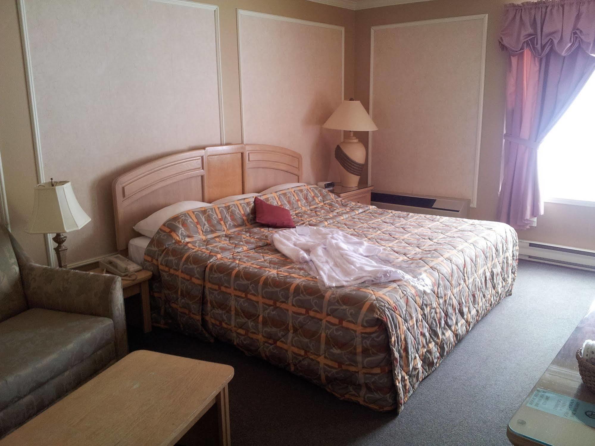 Hotel Travelodge By Wyndham Victoriaville Eksteriør bilde